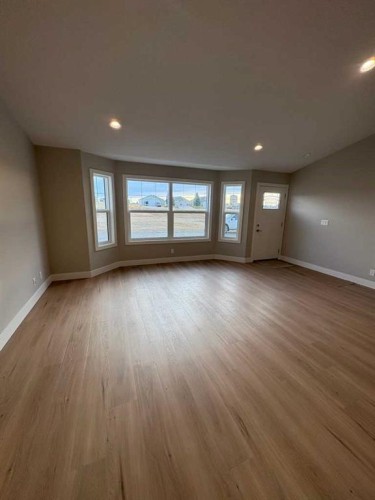 421 Meadowlark Way, Vulcan, AB - Indoor