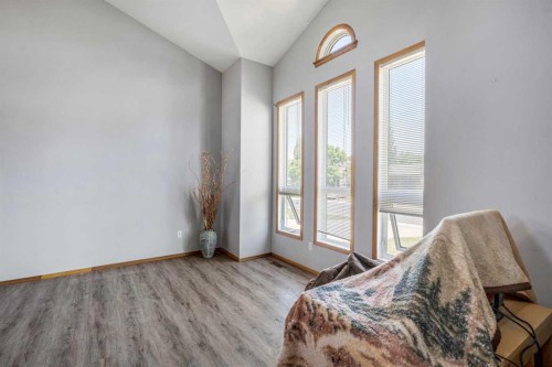 199 Mt Crandell Crescent West, Lethbridge, AB - Indoor