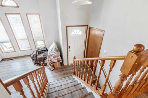 199 Mt Crandell Crescent West, Lethbridge, AB - Indoor Photo Showing Other Room