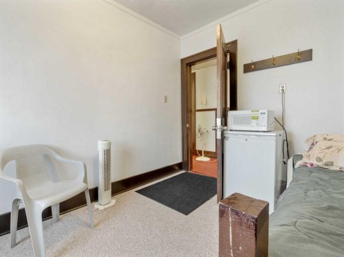 7719 17 Avenue, Coleman, AB 