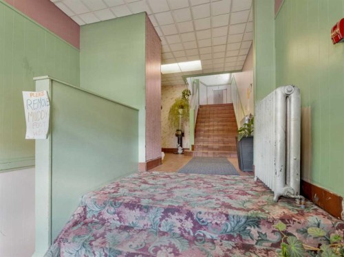 7719 17 Avenue, Coleman, AB 