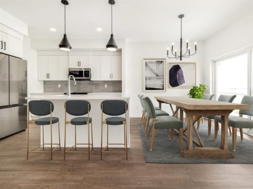 182 Caribou Bend North, Lethbridge, AB - Indoor Photo Showing Dining Room
