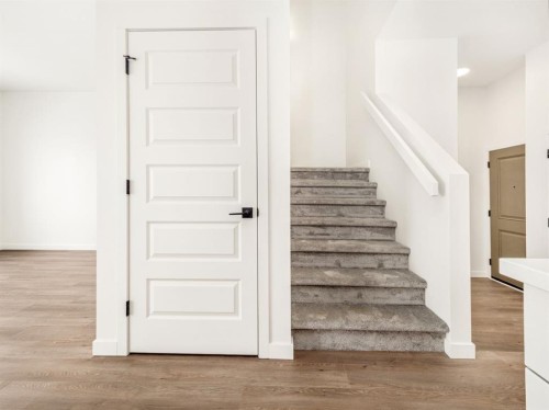 182 Caribou Bend North, Lethbridge, AB - Indoor Photo Showing Other Room