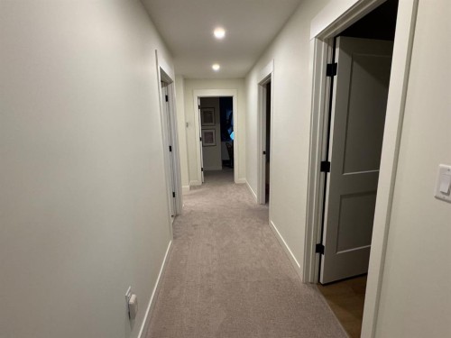 902 Fairway Boulevard West, Cardston, AB - Indoor Photo Showing Other Room