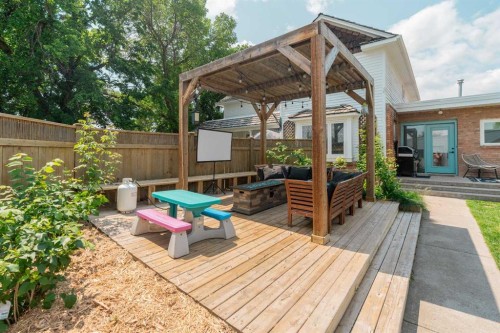 149 20 Street, Fort Macleod, AB - Outdoor With Deck Patio Veranda