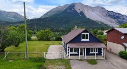 21546 27 Avenue  Bellevue, AB T0K 0C0