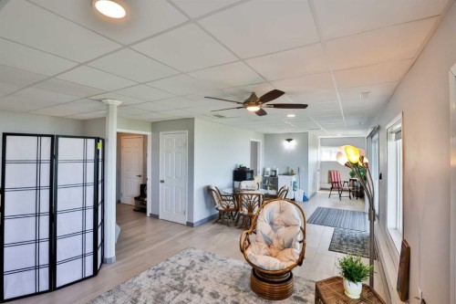 174068 Range Road 214, Rural Vulcan County, AB - Indoor