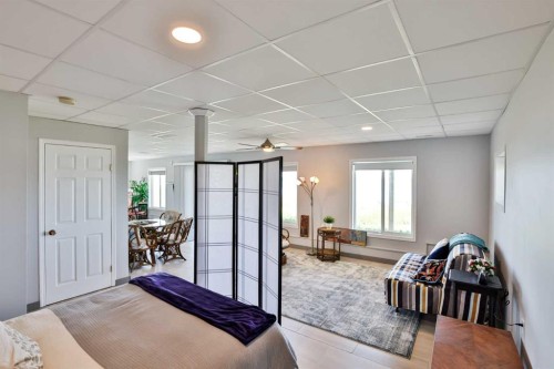 174068 Range Road 214, Rural Vulcan County, AB - Indoor