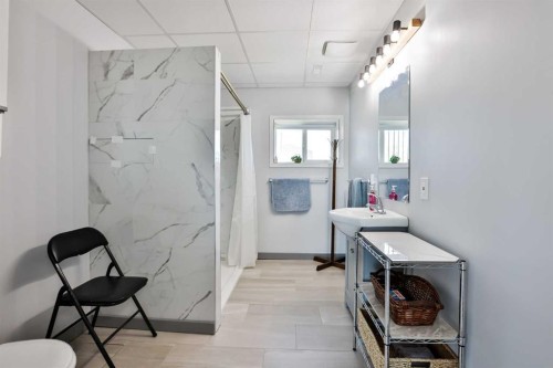 174068 Range Road 214, Rural Vulcan County, AB - Indoor