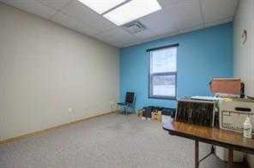 413 3 Avenue North, Vauxhall, AB 