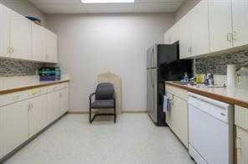 413 3 Avenue North, Vauxhall, AB 
