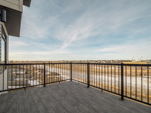 67 Miners Road West, Lethbridge, AB - Outdoor