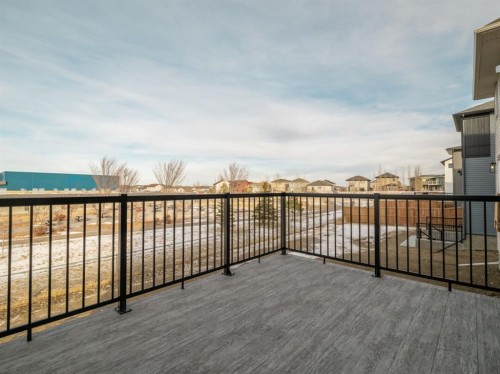 67 Miners Road West, Lethbridge, AB - Outdoor