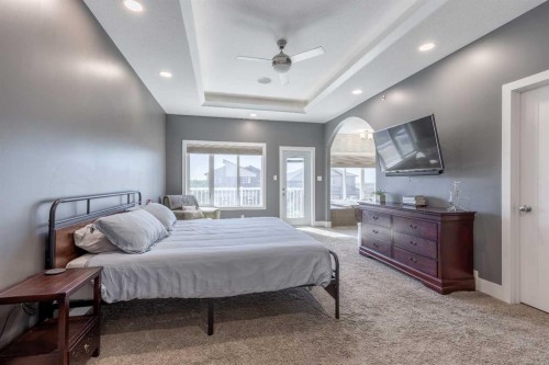 5401 43 Street, Taber, AB - Indoor Photo Showing Bedroom