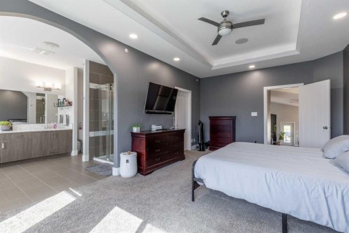 5401 43 Street, Taber, AB - Indoor Photo Showing Bedroom