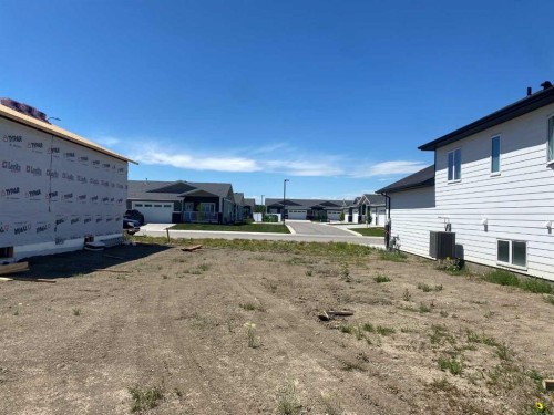 1909 Parkside Way, Coaldale, AB 