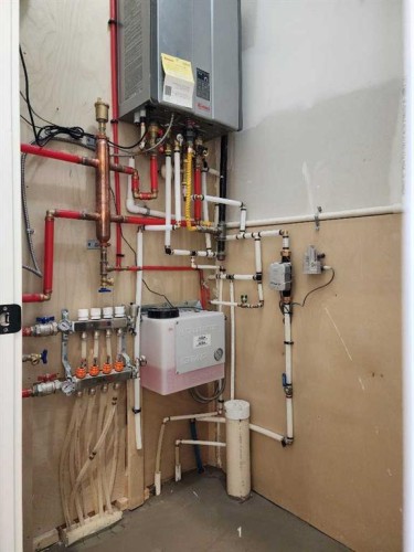 24 Tamarack Road East, Claresholm, AB - Indoor Photo Showing Basement