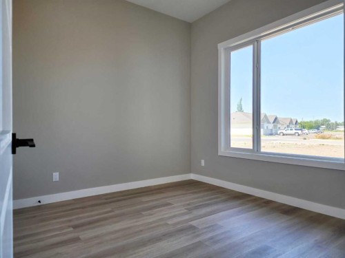 24 Tamarack Road East, Claresholm, AB - Indoor Photo Showing Other Room