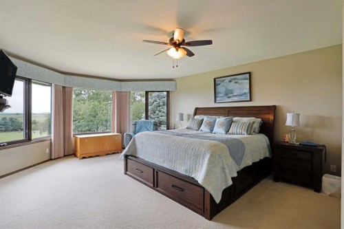 201076 Range Road 142, Rural Newell, County Of, AB - Indoor Photo Showing Bedroom