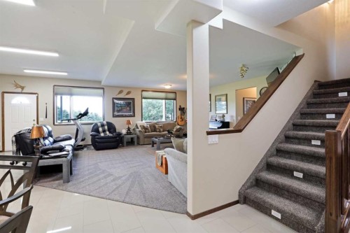 201076 Range Road 142, Rural Newell, County Of, AB - Indoor Photo Showing Other Room