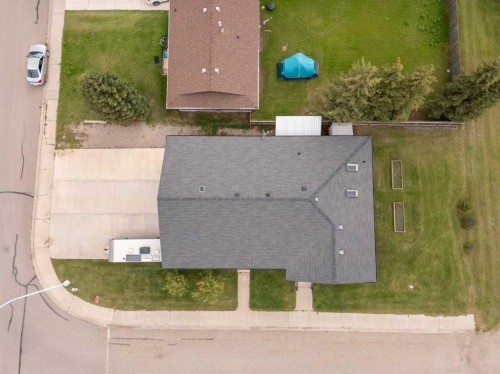 996 2 Avenue West, Cardston, AB - Outdoor