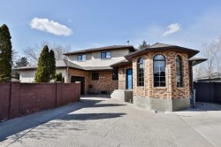 2857 6 Avenue SOUTH Lethbridge, AB T1G 1E6