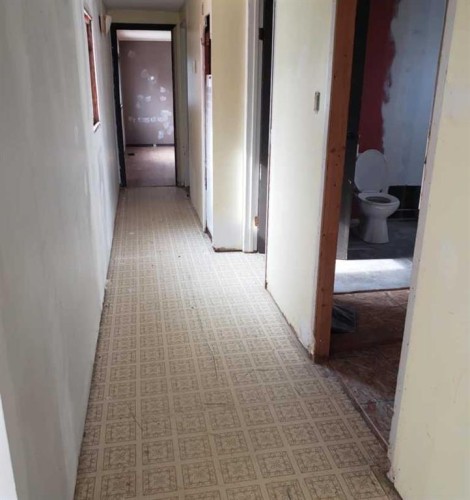 4806 6 Street, Coalhurst, AB - Indoor Photo Showing Other Room