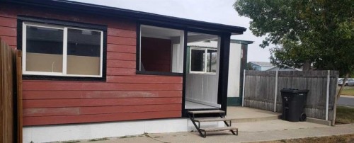 4806 6 Street, Coalhurst, AB - Outdoor With Exterior