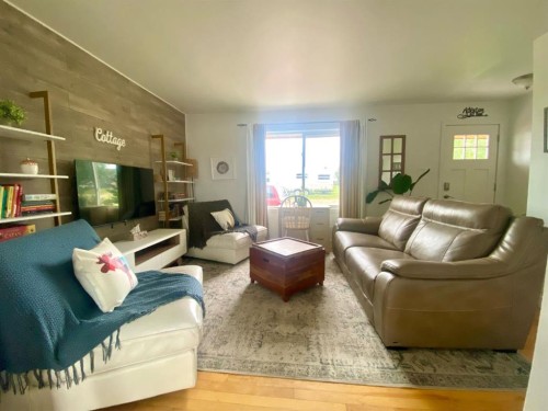 31 Mountain Vista Estates Drive, Hill Spring, AB 