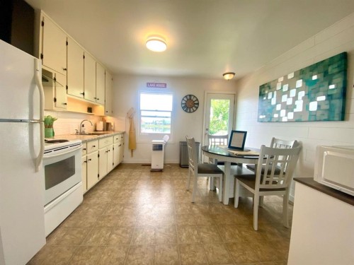 31 Mountain Vista Estates Drive, Hill Spring, AB 