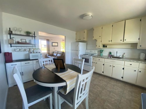 31 Mountain Vista Estates Drive, Hill Spring, AB 