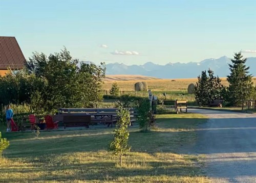 31 Mountain Vista Estates Drive, Hill Spring, AB 