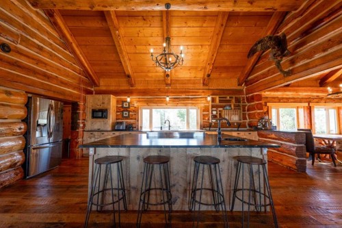 104103 Range Rd 20-1A, Rural Lethbridge County, AB - Indoor