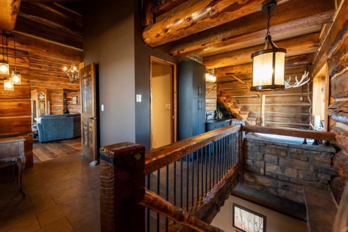 104103 Range Rd 20-1A, Rural Lethbridge County, AB - Indoor Photo Showing Other Room