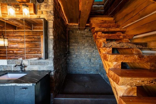 104103 Range Rd 20-1A, Rural Lethbridge County, AB - Indoor Photo Showing Other Room