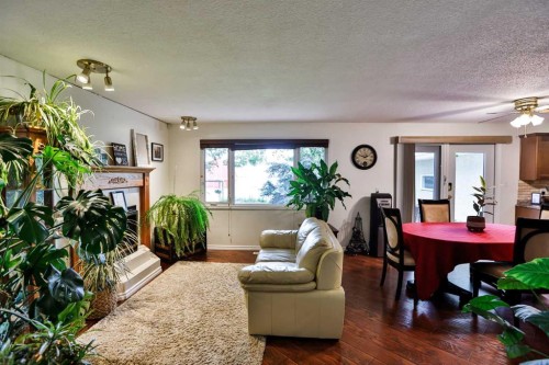 203037 Twp Rd 174, Rural Vulcan County, AB - Indoor With Fireplace