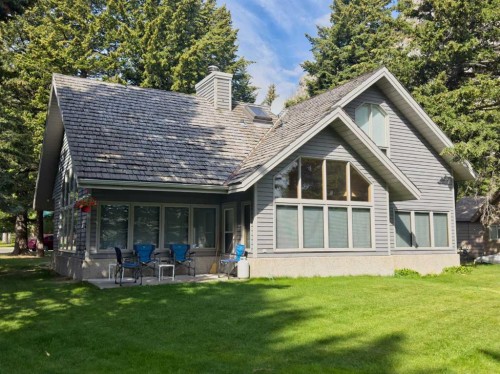 107 Mount View, Waterton Park, AB - Outdoor