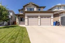 428 Sixmile Cove SOUTH Lethbridge, AB T1K 5V5