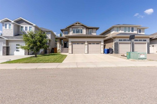 428 Sixmile Cove South, Lethbridge, AB - Outdoor With Facade
