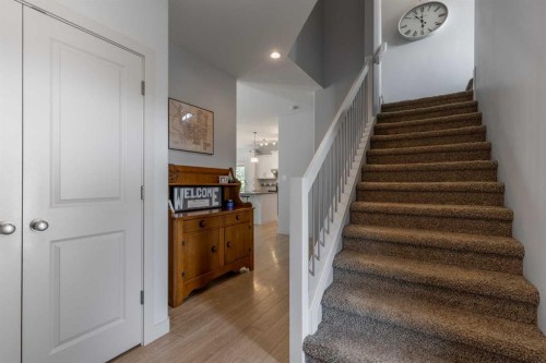 428 Sixmile Cove South, Lethbridge, AB - Indoor Photo Showing Other Room