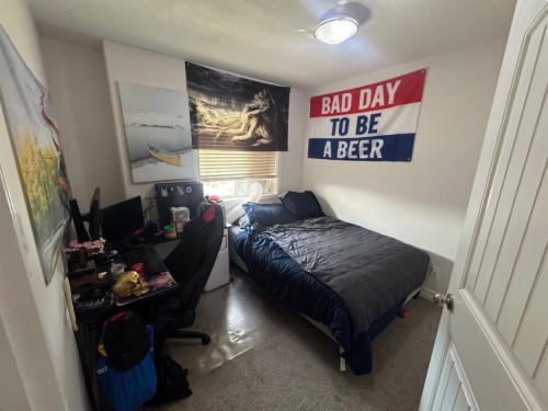 39-762 Heritage Boulevard West, Lethbridge, AB - Indoor Photo Showing Bedroom