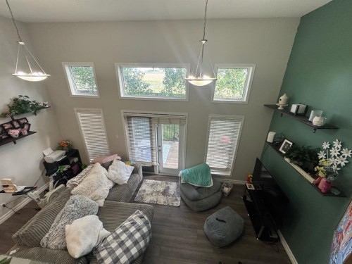 39-762 Heritage Boulevard West, Lethbridge, AB - Indoor