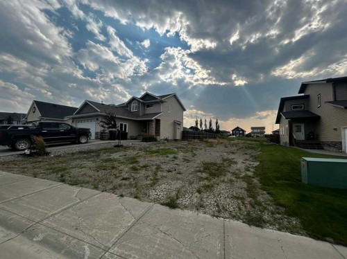 1118 Briar Road, Pincher Creek, AB 