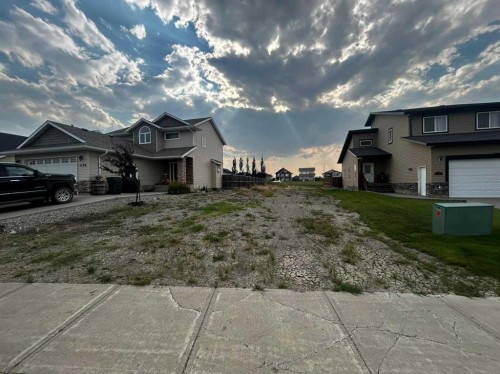 1118 Briar Road, Pincher Creek, AB 