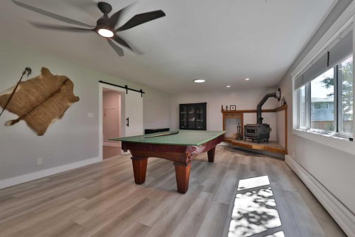 228 Centre Street, Magrath, AB - Indoor Photo Showing Other Room