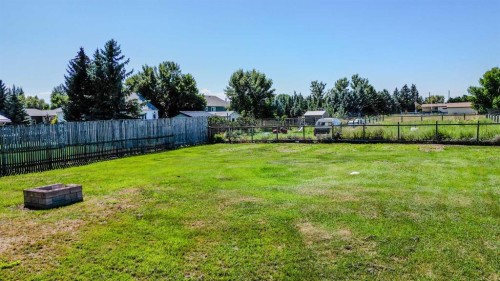 228 Centre Street, Magrath, AB - Outdoor With Backyard