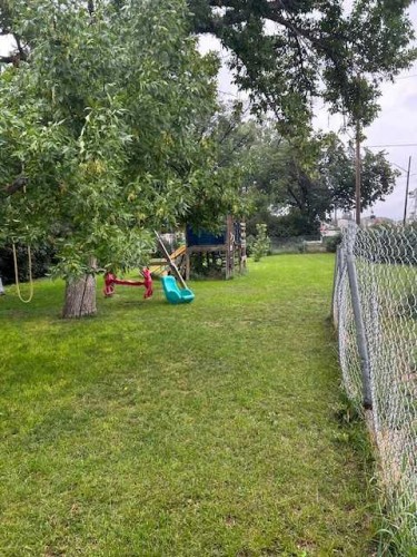 2012 18 Avenue, Coaldale, AB - Outdoor