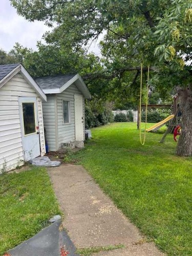 2012 18 Avenue, Coaldale, AB - Outdoor