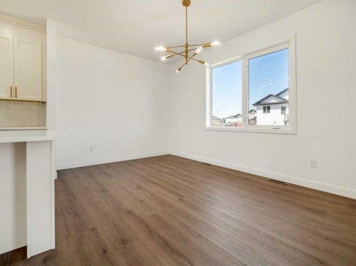 332 Rivergrove Chase West, Lethbridge, AB - Indoor Photo Showing Other Room