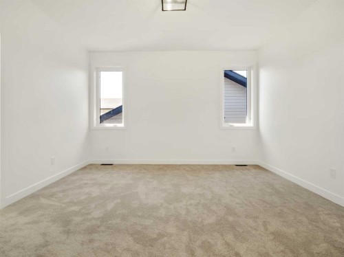 332 Rivergrove Chase West, Lethbridge, AB - Indoor Photo Showing Other Room